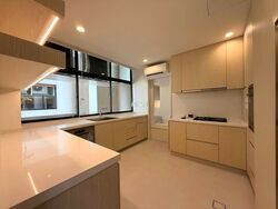 The Colonnade (D10), Condominium #573844651